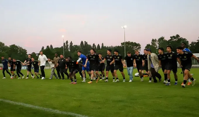 Flutlichtspiel erfolgreich - Wir siegen gegen Königsdorf