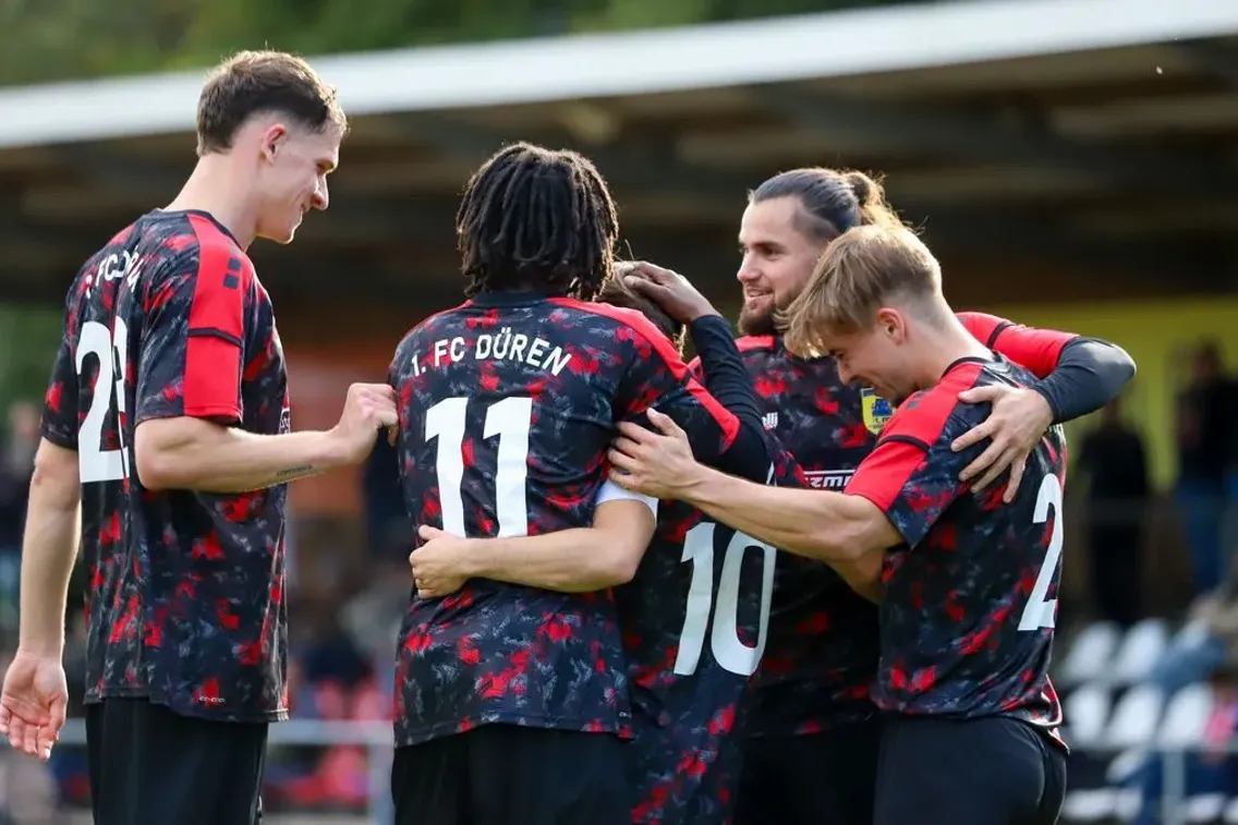 Foto zum Newsartikel 8. Spieltag - Fortuna Köln II zu Gast in Düren