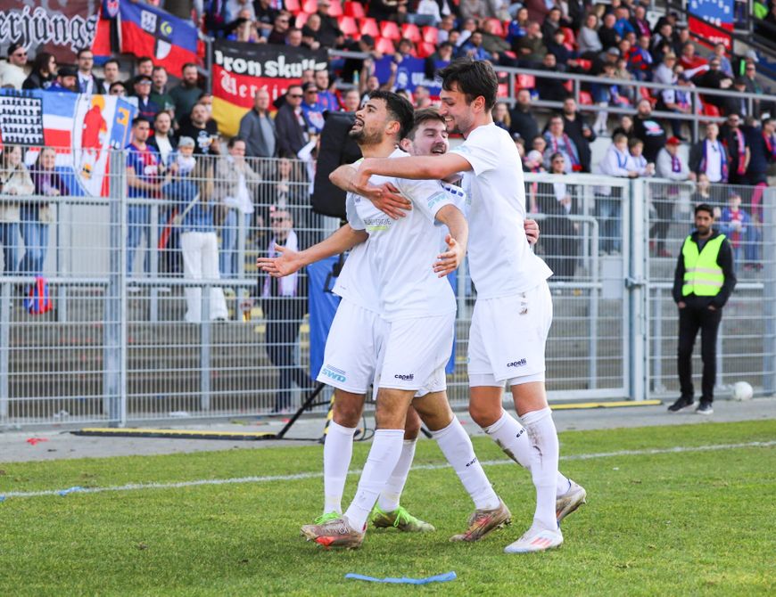 Wir schlagen Uerdingen 5:1